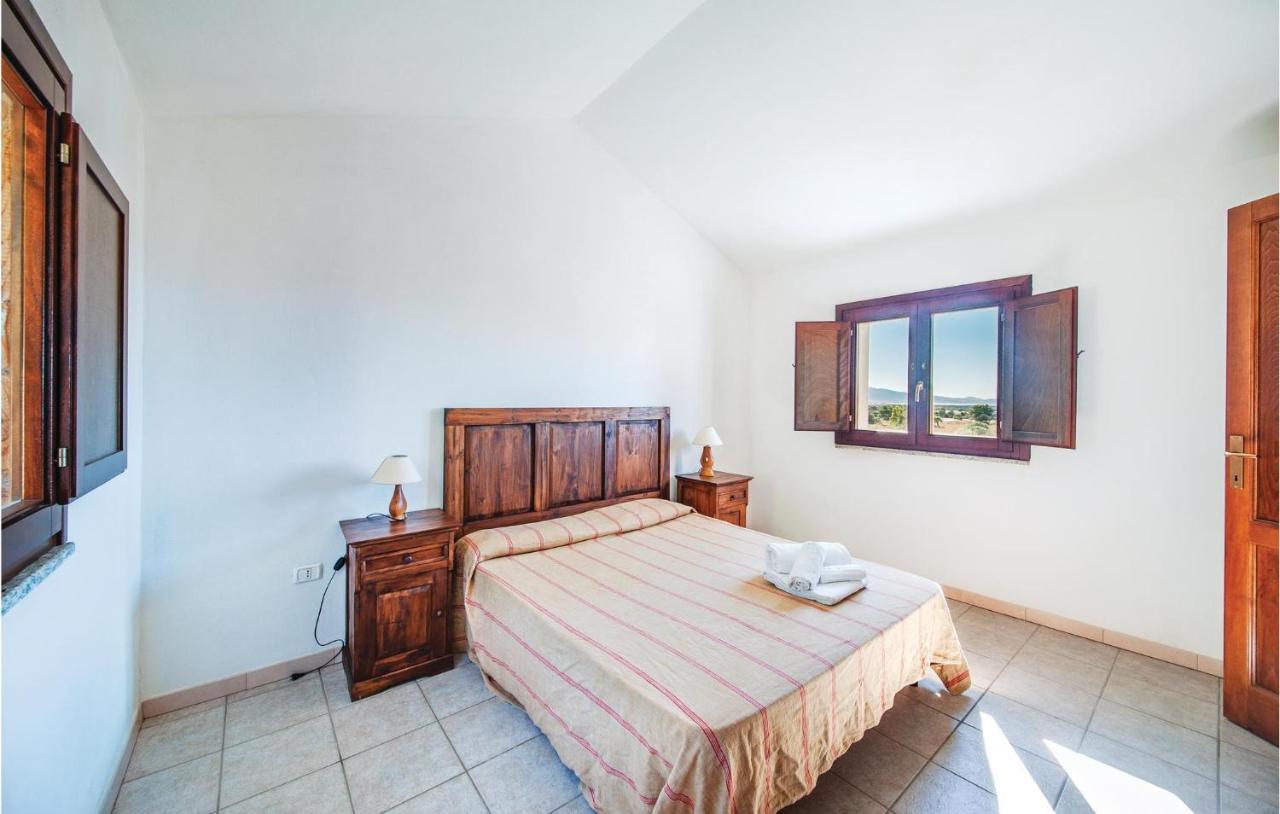 Li Scalitti 2 Villa Badesi Luaran gambar